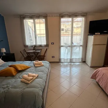 Apartment Appartamento Vittoria *